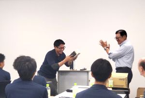 写真：40周年記念感謝金